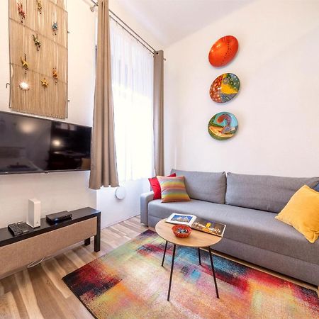 Simona - Lovely Studio In The Downtown . Βουδαπέστη Εξωτερικό φωτογραφία